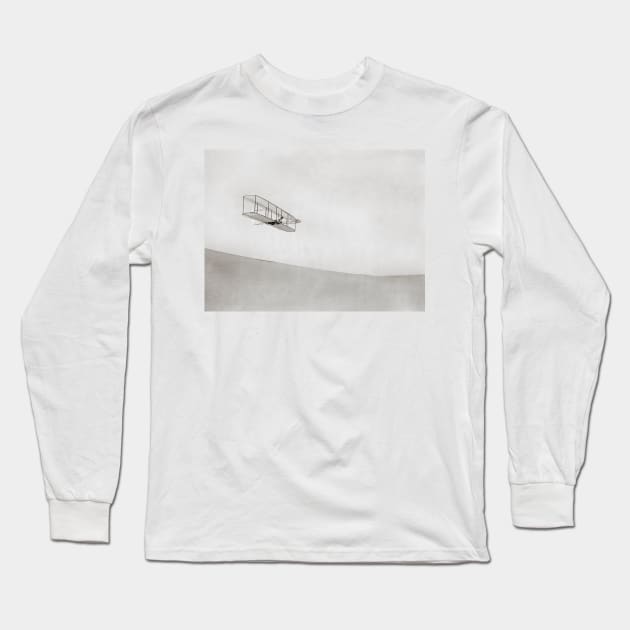 Wright brothers Kitty Hawk glider, 1902 (C023/6445) Long Sleeve T-Shirt by SciencePhoto